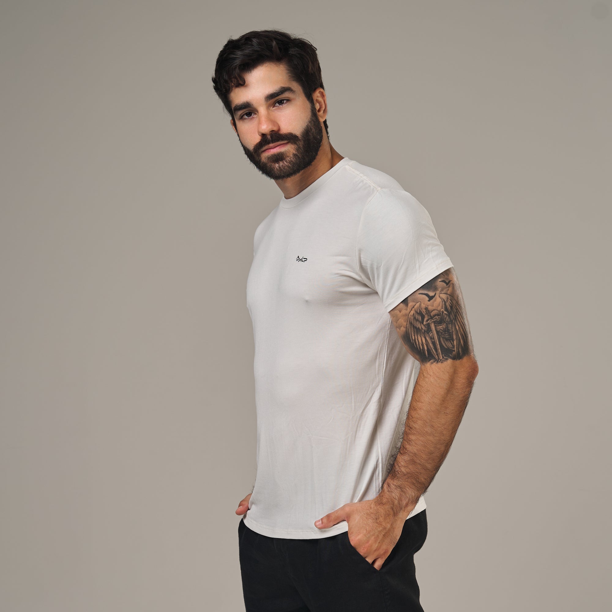 Camiseta Tech New Tenacity Off White