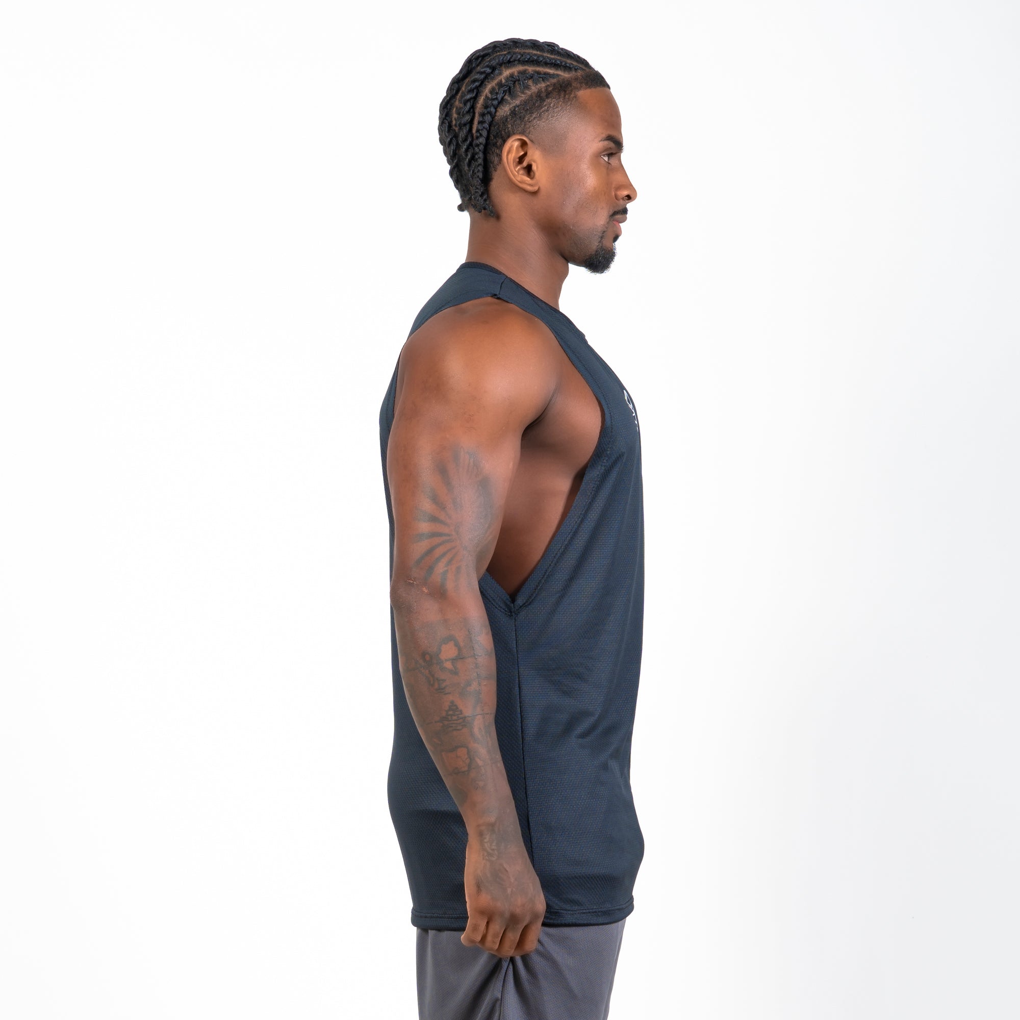 Regata Machão Dry Fit Lobo Geometrico Preto