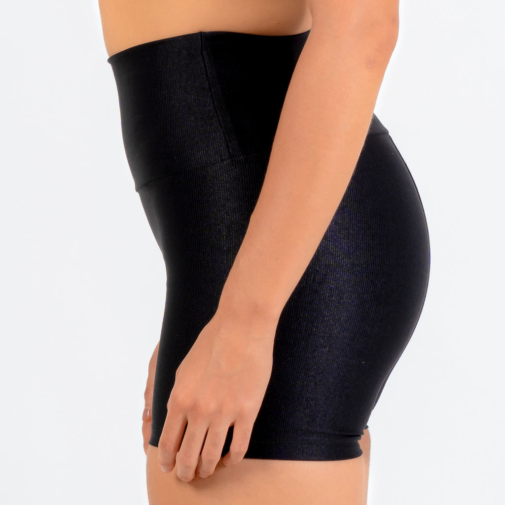 Short Basic Canelado Preto