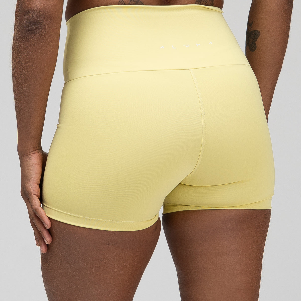 Short Basic New Horizon Amarelo Cítrico