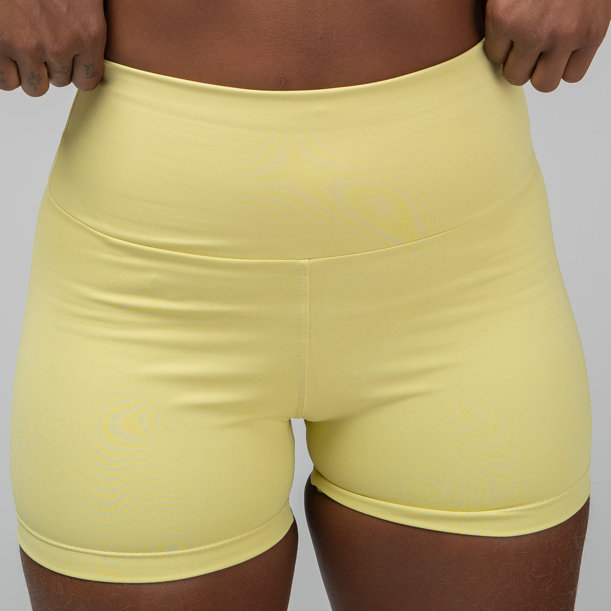 Short Basic New Horizon Amarelo Cítrico