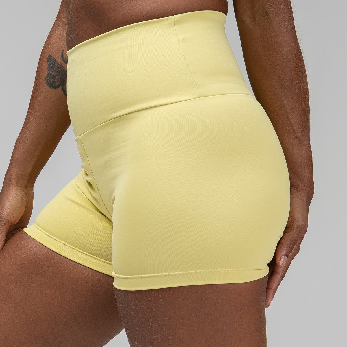 Short Basic New Horizon Amarelo Cítrico