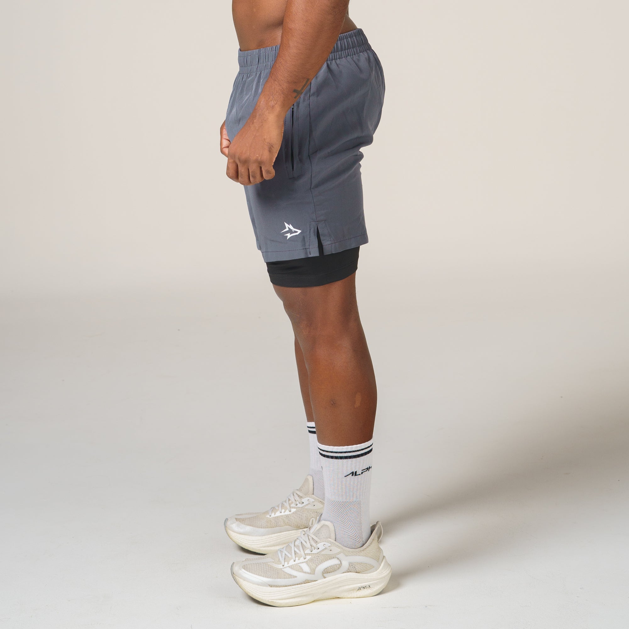 Short de Compressão Dry Fit Chumbo Bolso Ziper - Lupus