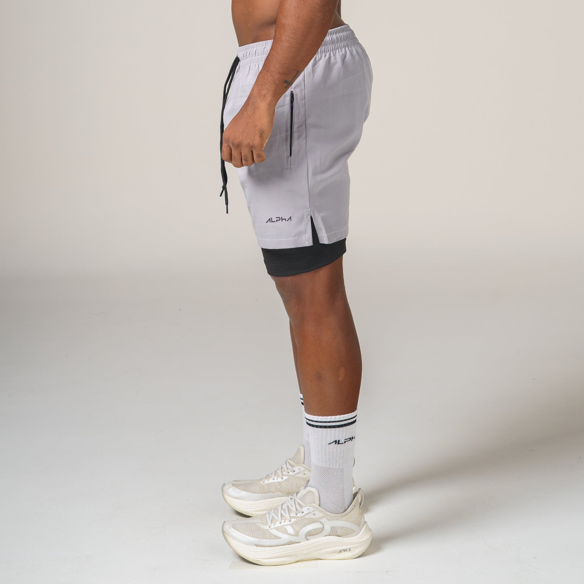Short de Compressão Dry Fit Cinza Bolso Zíper - Fluid