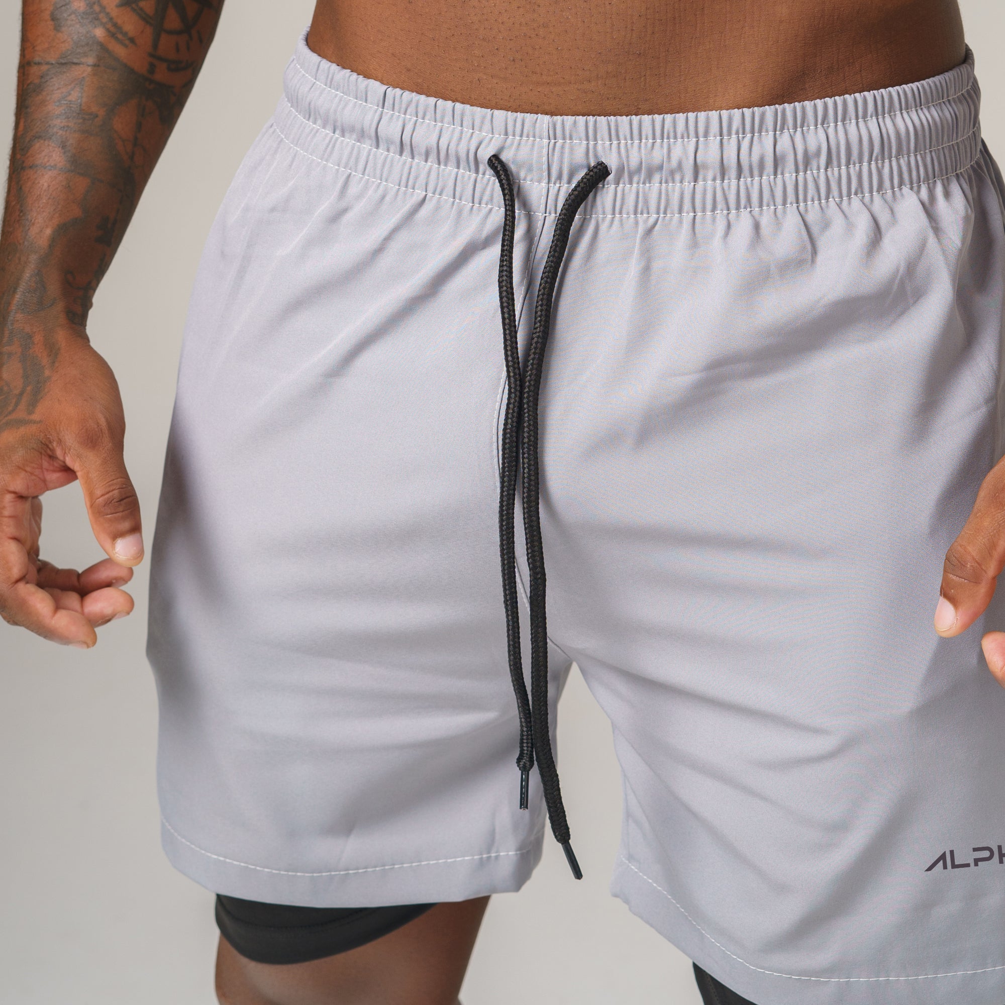 Short de Compressão Dry Fit Cinza Bolso Zíper - Fluid