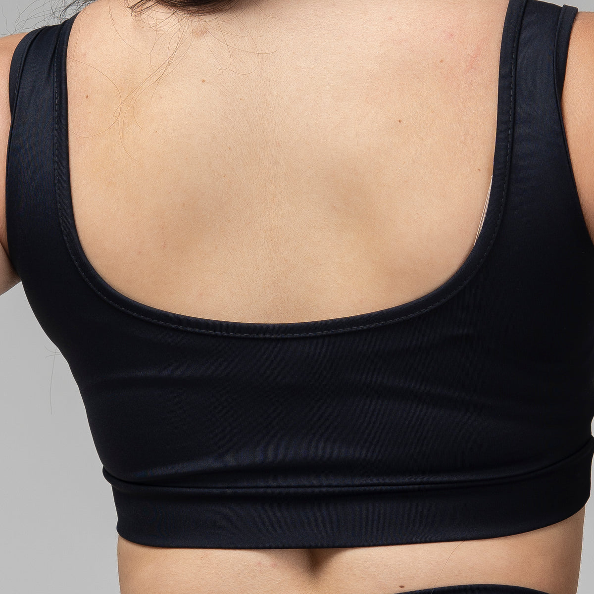 Top Basic Lupus Preto