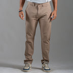 Calça Reta New Horizon Caqui