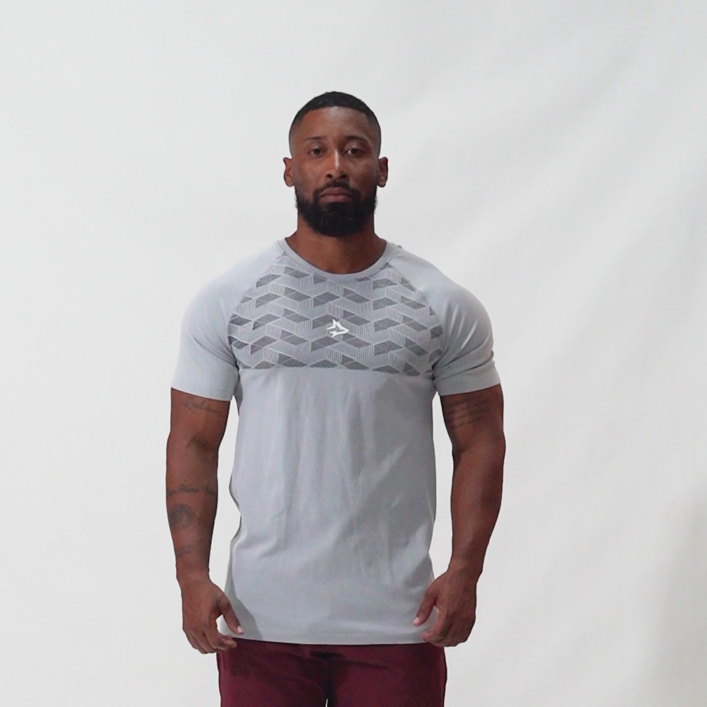 Camiseta Apex Dry Holographic Cinza Gelo - Sem Costura